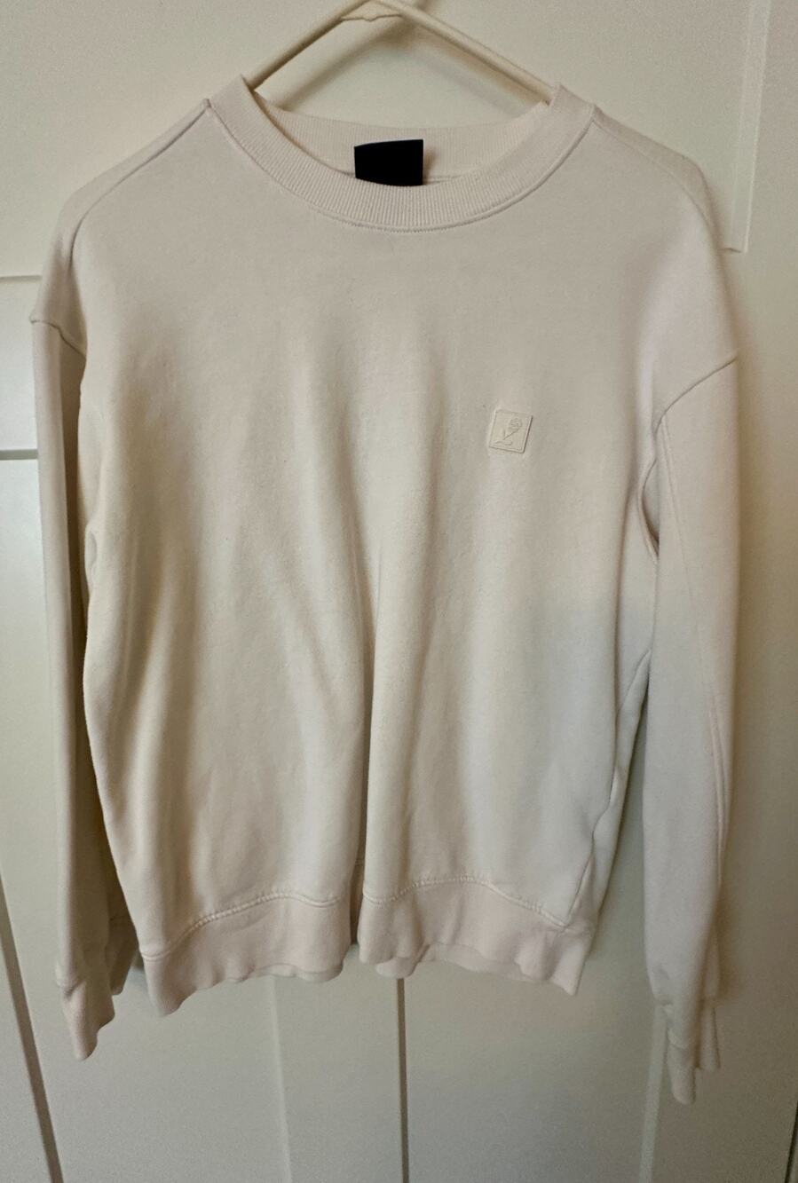H&M Relaxed Fit Crewneck Sweatshirt Men’s SMALL Off-White Neutral